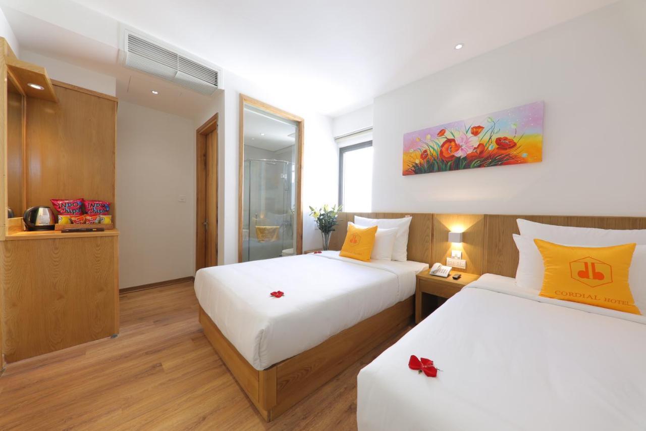 Cordial Beach Hotel Da Nang Exterior photo