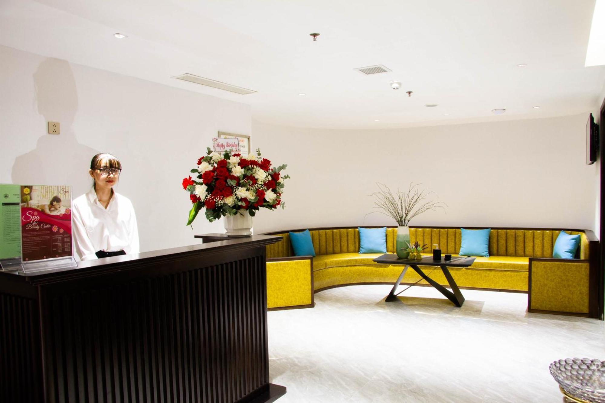 Cordial Beach Hotel Da Nang Exterior photo