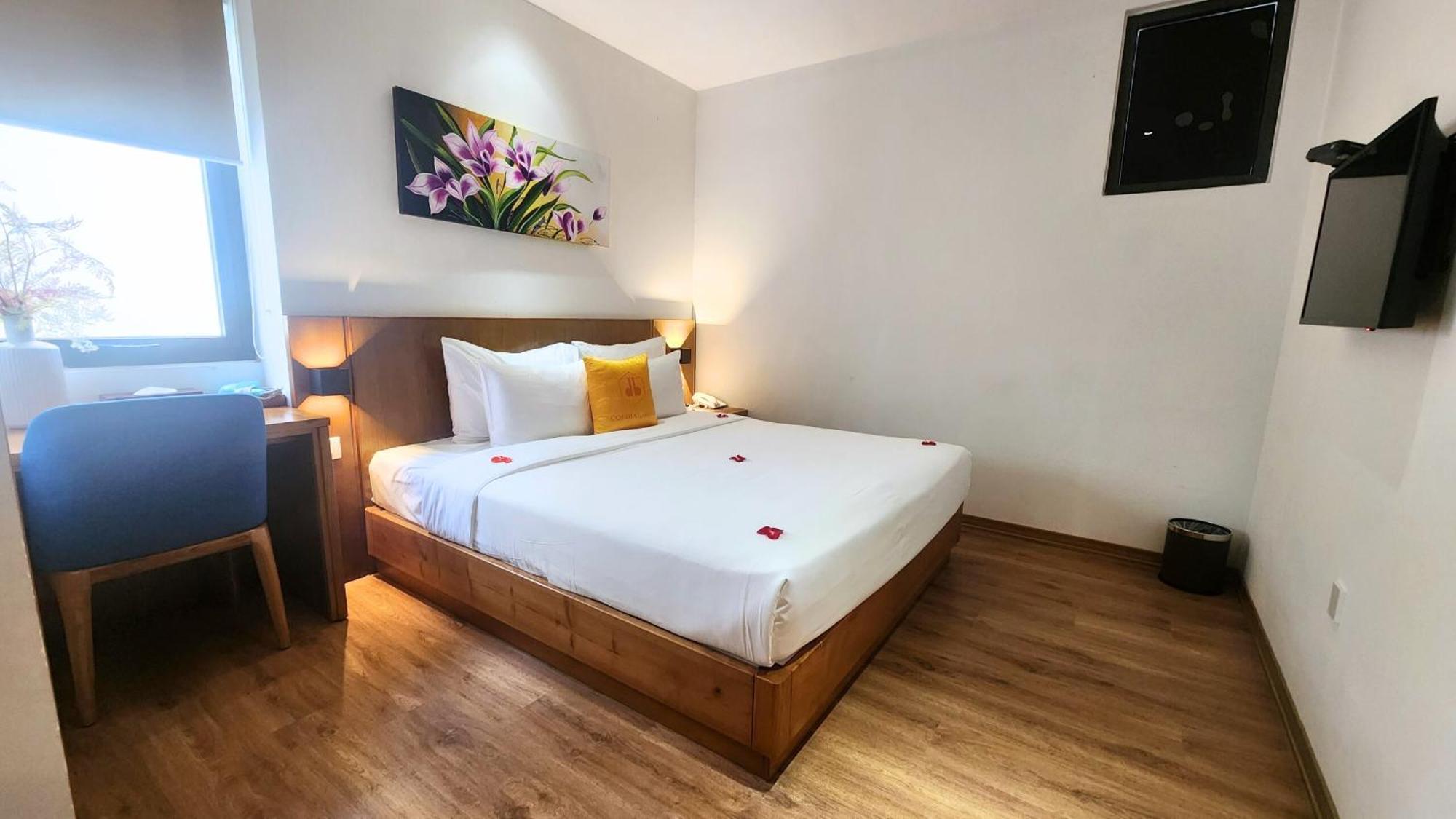 Cordial Beach Hotel Da Nang Exterior photo