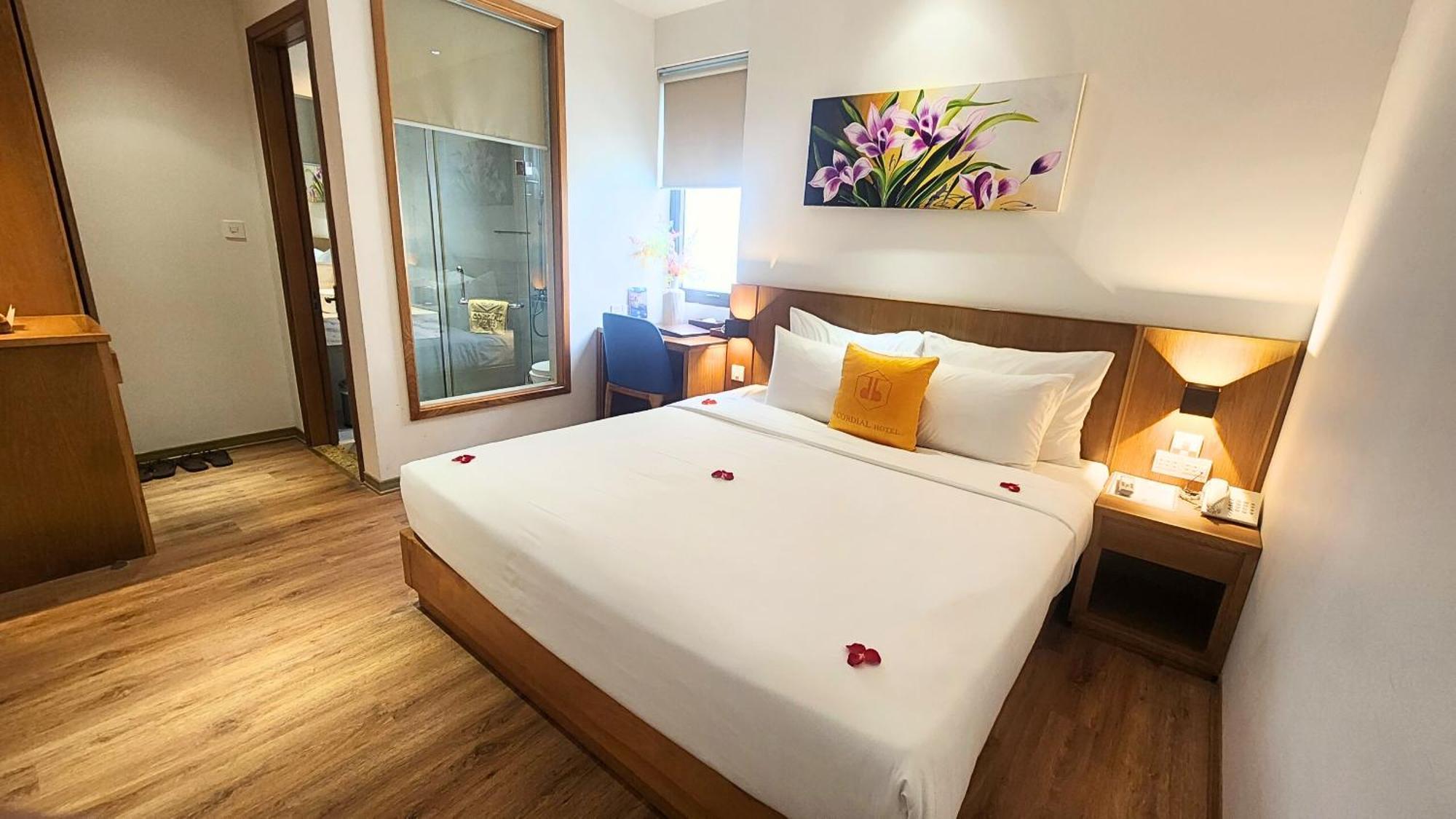 Cordial Beach Hotel Da Nang Exterior photo