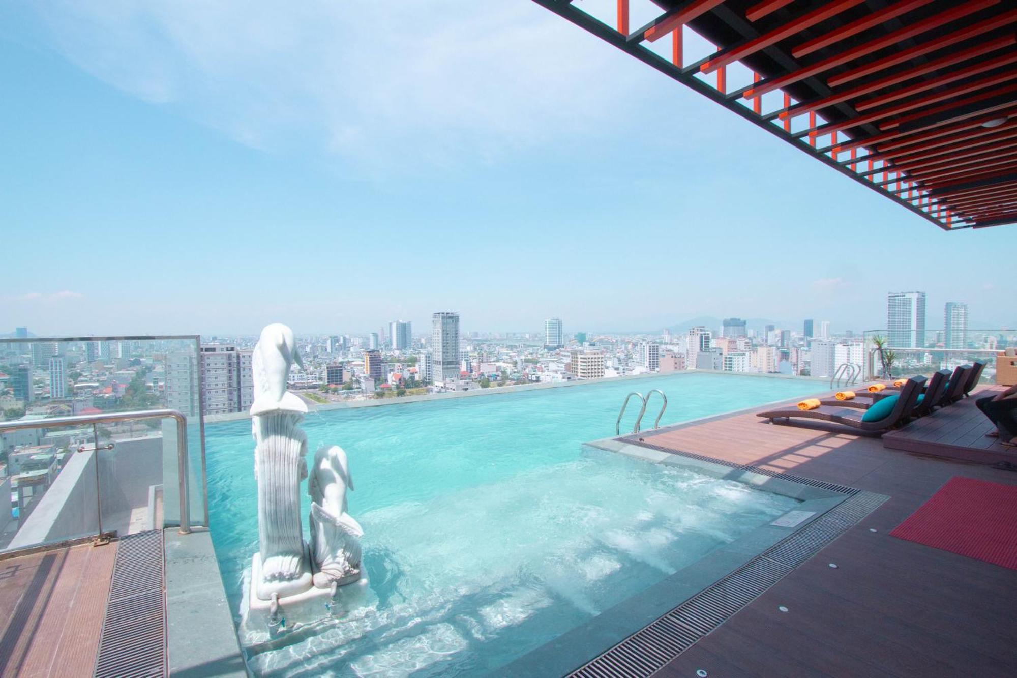 Cordial Beach Hotel Da Nang Exterior photo