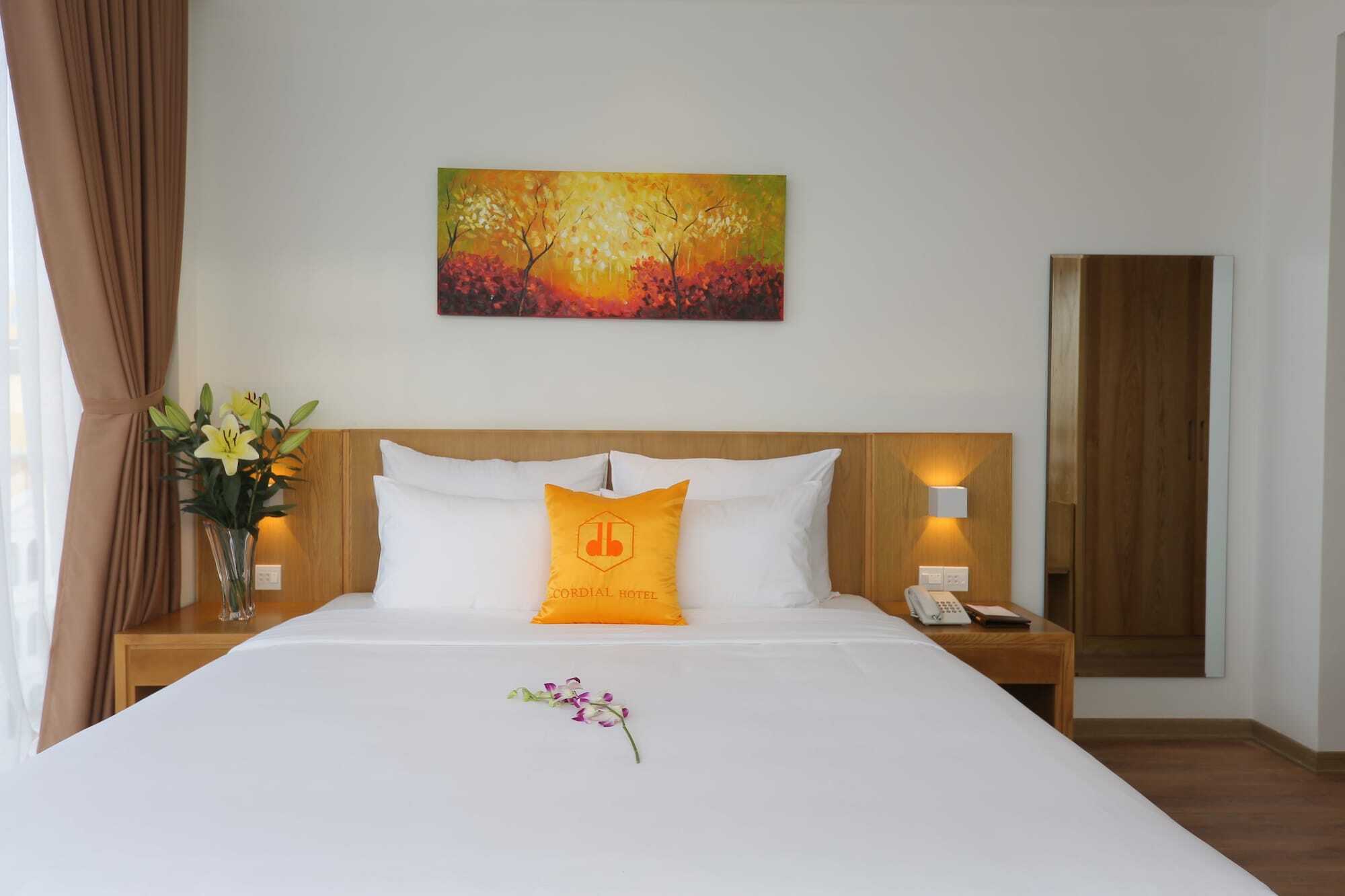 Cordial Beach Hotel Da Nang Exterior photo