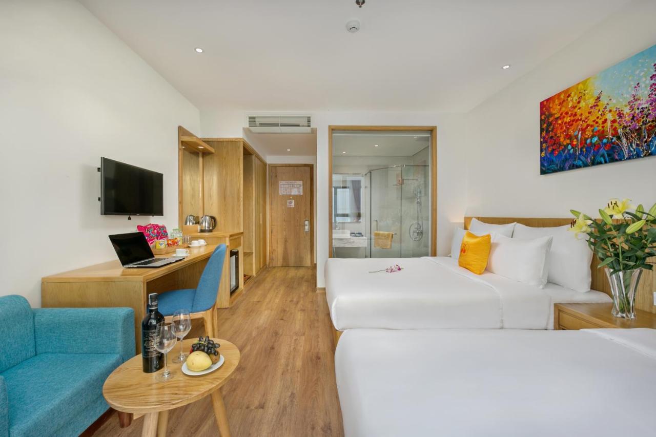 Cordial Beach Hotel Da Nang Exterior photo