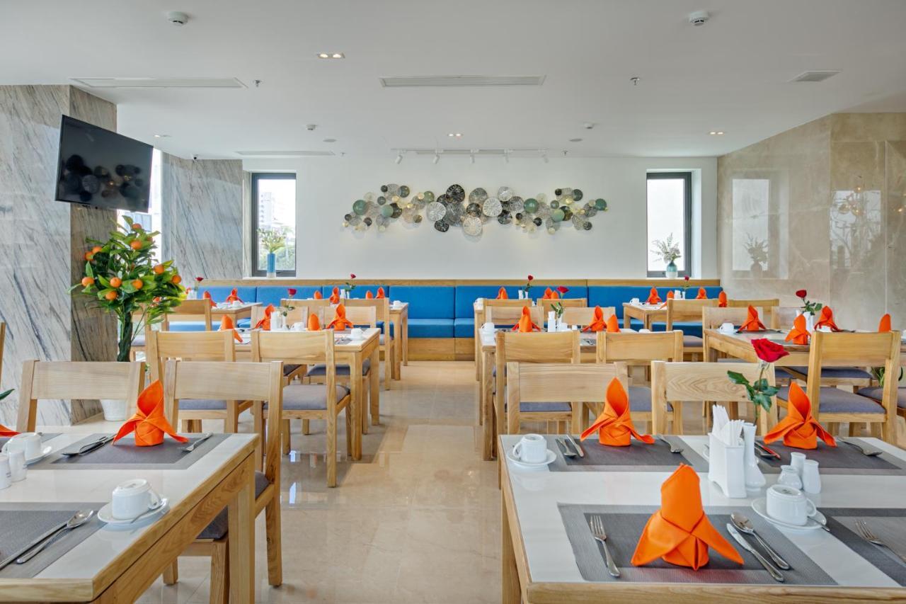 Cordial Beach Hotel Da Nang Exterior photo